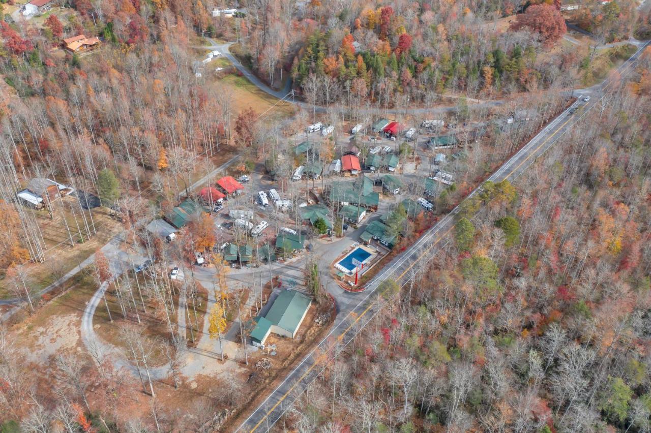 Arrow Creek Camp&Cabins Gatlinburg Buitenkant foto
