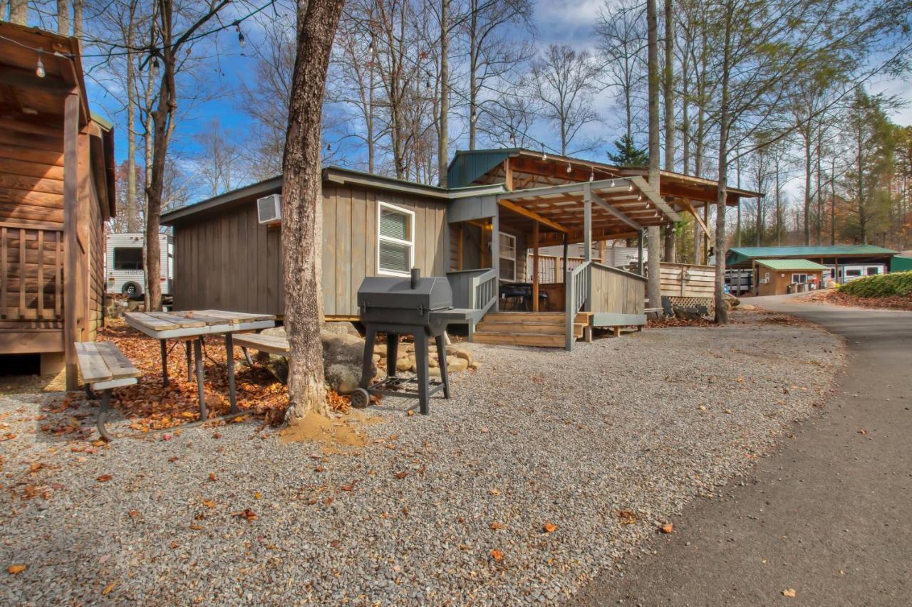 Arrow Creek Camp&Cabins Gatlinburg Buitenkant foto