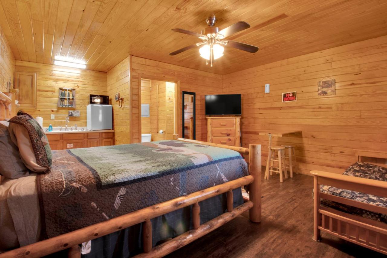 Arrow Creek Camp&Cabins Gatlinburg Buitenkant foto